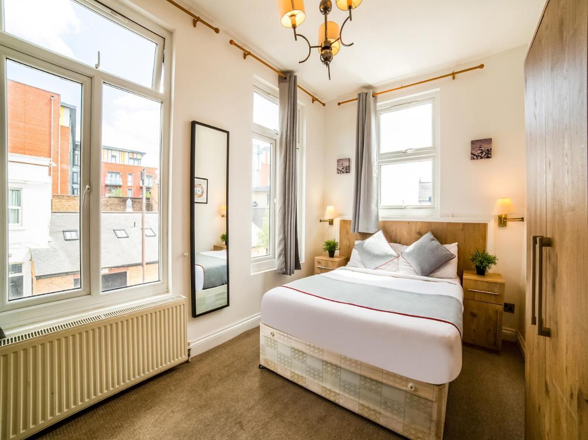 Oyo Tamtam Acton Hotel Лондон Екстер'єр фото